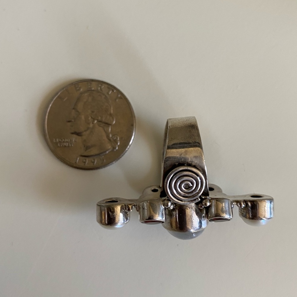 Genuine Silver Statement Ring - image 5